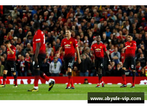 曼联主场憾负热刺，连续不胜暴露球队问题，穆里尼奥面临更大挑战